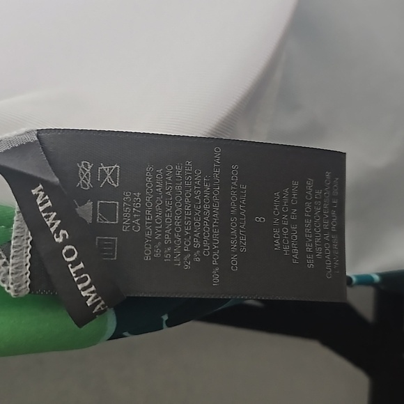 Vince Camuto‎ Floral Long Sleeve Open Back Swimsuit Size 8 NWT - Picture 9 of 10